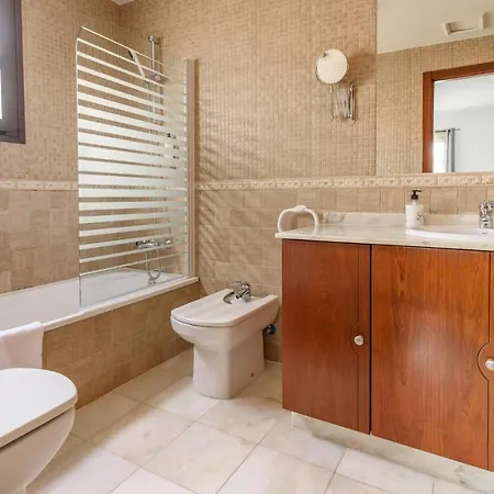 Beautiful Home In Arrecife With Wifi, Outdoor Swimming Pool And 3 Bedrooms * Corralejo