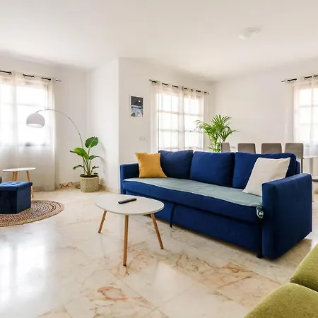 Beautiful Home In Arrecife With Wifi, Outdoor Swimming Pool And 3 Bedrooms * Corralejo